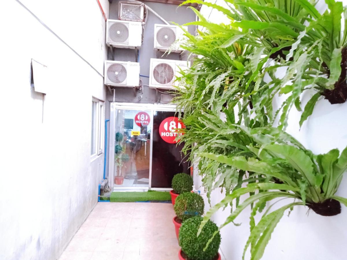 8Hostel Manila Kültér fotó