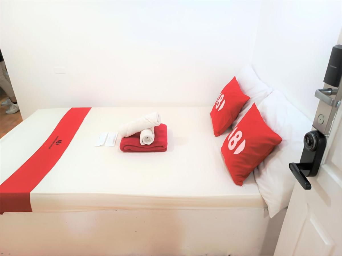 8Hostel Manila Kültér fotó