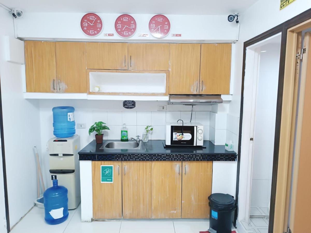 8Hostel Manila Kültér fotó
