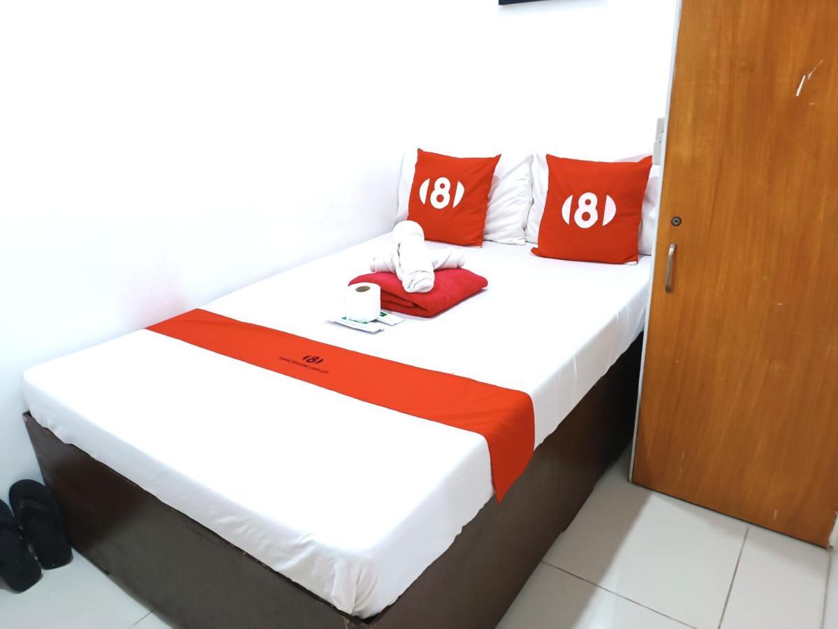 8Hostel Manila Kültér fotó