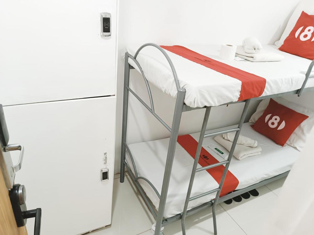 8Hostel Manila Kültér fotó
