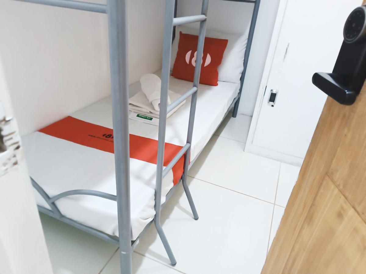 8Hostel Manila Kültér fotó