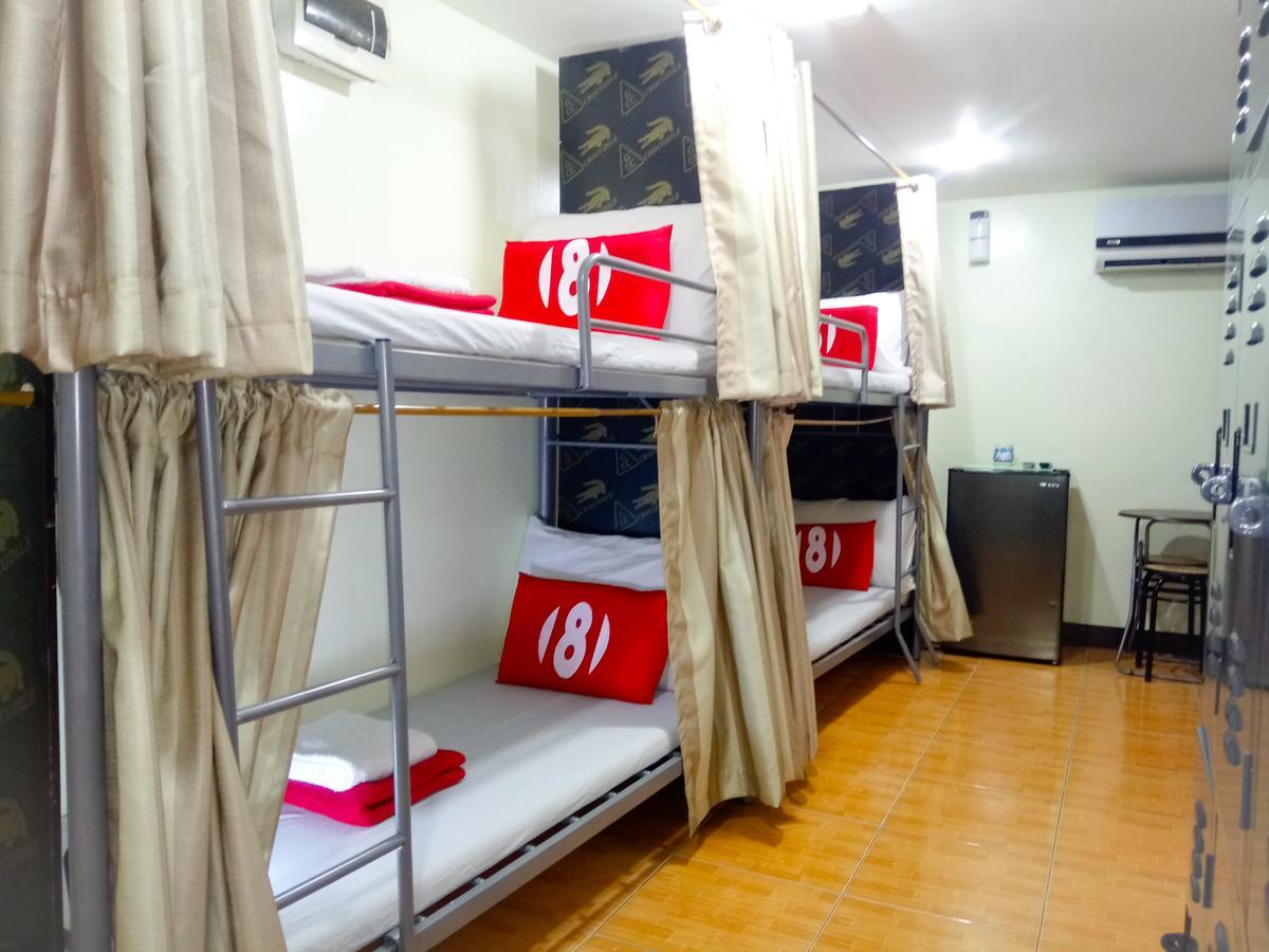 8Hostel Manila Kültér fotó